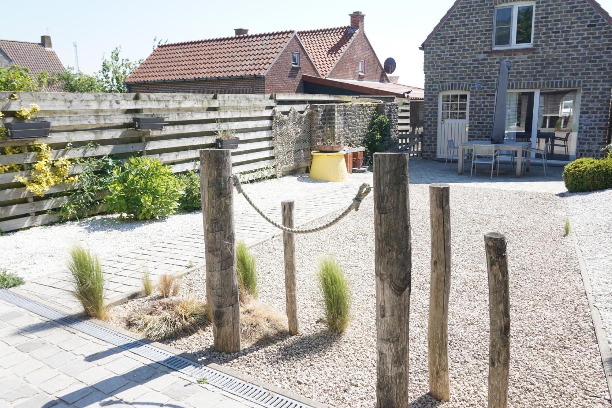Kustverhuur, Nieuwesluisweg 6A Breskens Kültér fotó